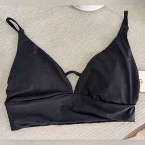 NWT - Billabong Bikini Top